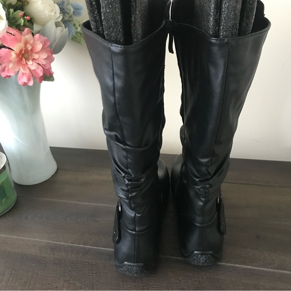 Black Boots